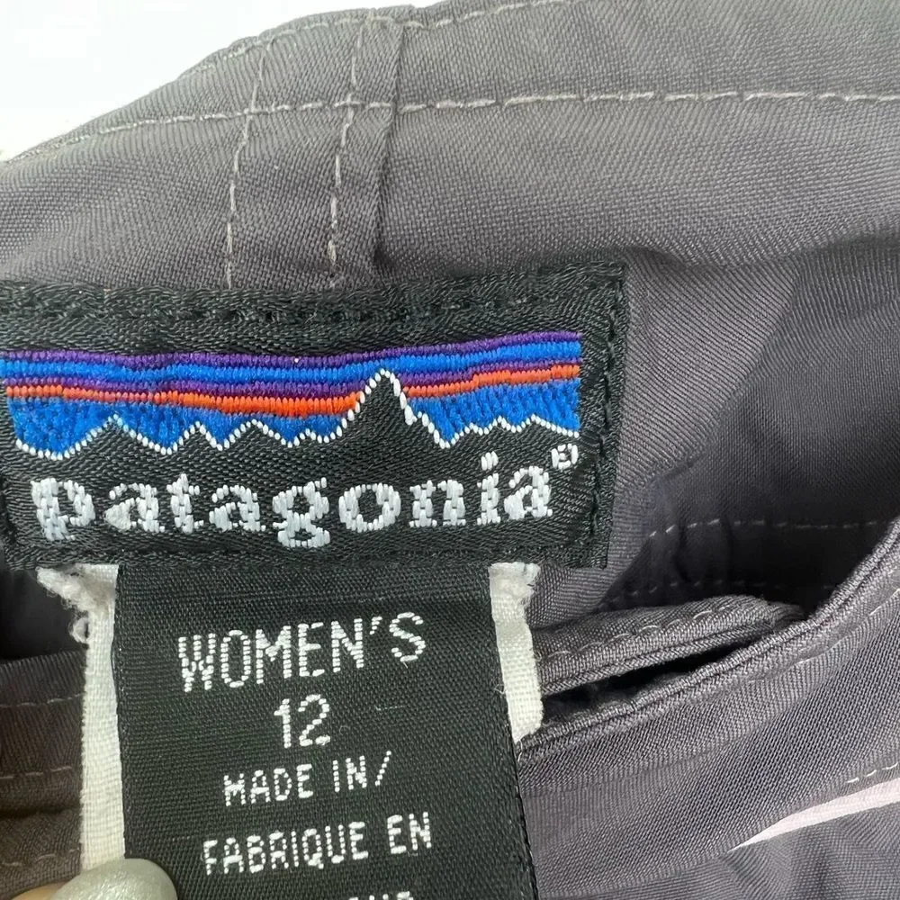 Patagonia Wimen  Wavefarer Cargo Shorts  size 12
